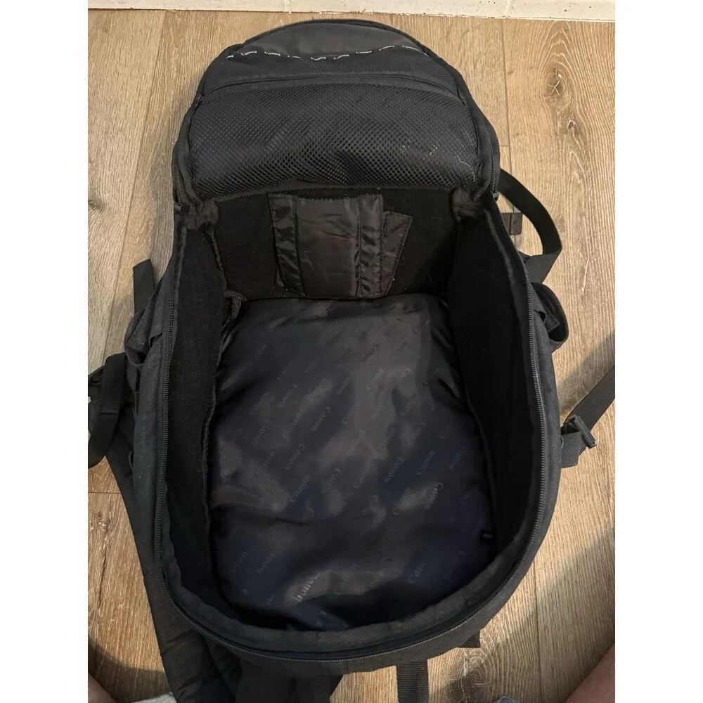 Canon Deluxe Camera Backpack Hiking Bag Olive Green Black w Dividers 200EG